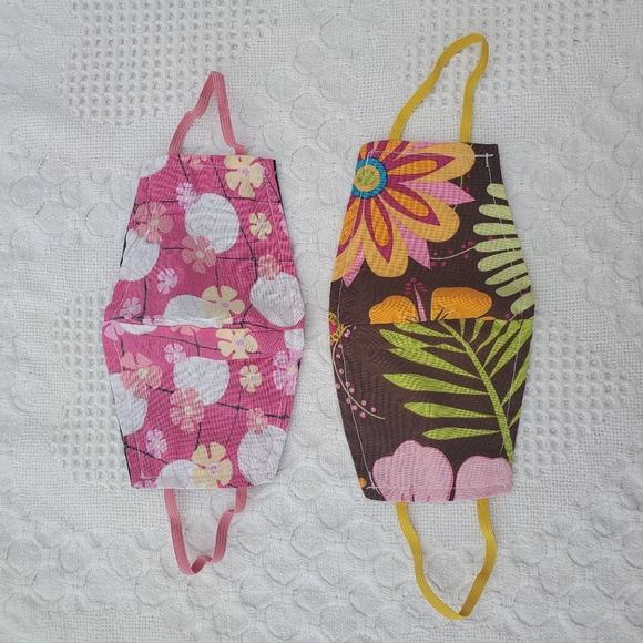 2 Pack of Handmade Masks - Volleyball/Floral - Picture 2 of 6